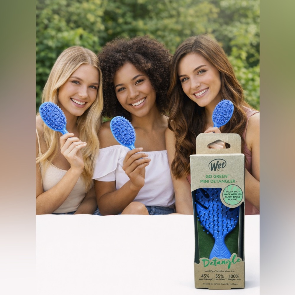 Wet Brush Go Green Mini Detangler - Lavender Blue
